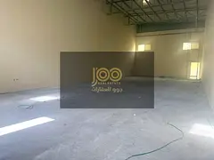 Warehouse for rent in Umm Al Thu'ub, area 2800 ft², electricity 35kw, strategic location and cl