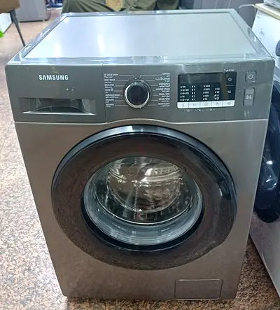 Samsung latest model black 8kg washing machine for sell  good working