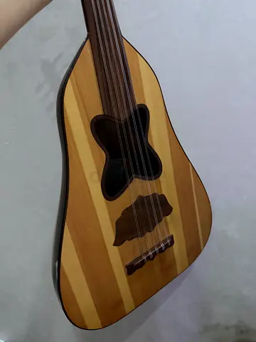 عود كمثرى للبيع