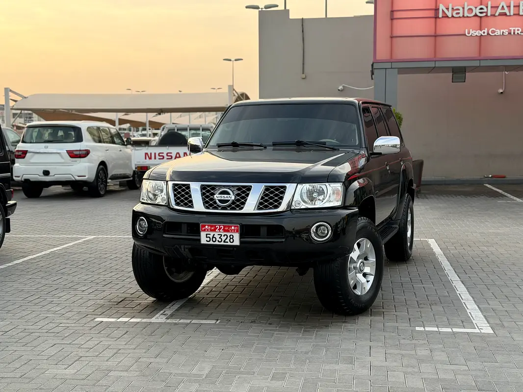 Nissan Patrol Safari 2006 — photo 1 of 14