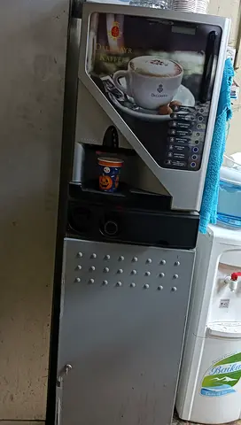 Coffee and Hot Beverage Vending Machine