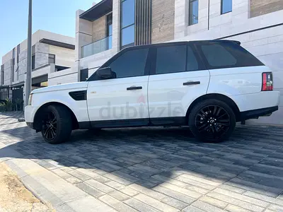 Priced to sell, clean and accident free Range Rover 2013 sport