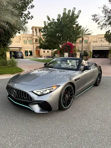 Mercedes-Benz SL- 63 AMG