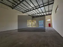 Front-facing warehouse, 2800 sq m, 25 kW electricity, suitable for all activities