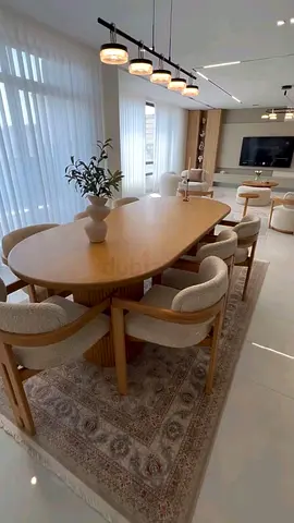 Elegant Dining Table with Chairs | Stylish Designs Ras Al Khaimah