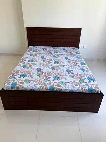 MDF-Stylish Wooden Bed with Medicated Mattress