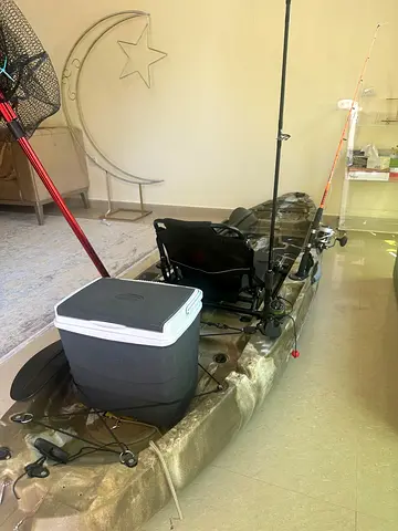 كياكkayak ينفك ويتركب تقدر تحطه بسيارتك You can put it in your car Tow pieces in One