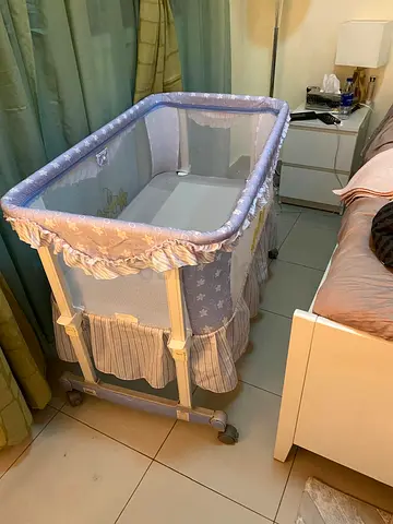 Baby crib