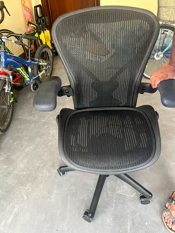 Herman miller Aeron size B