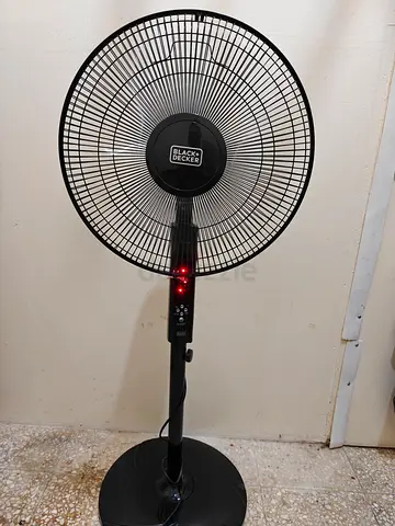 Black Decker Stand Fan with Remote