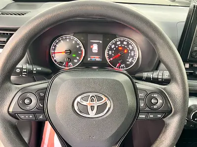 صورة 17 لـ 2021 Toyota RAV 4