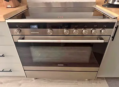 Siemens iq500 model electric ceramic cooker 90cm