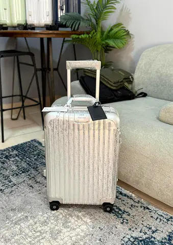 RIMOWA LUGGAGE ALUMINUM