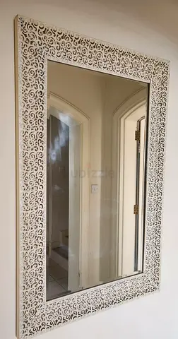 Decorative metal Wall Mirror with Intricate Design