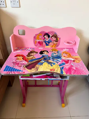 Kids Study Table