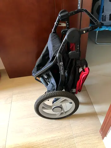 Baby Trend Stroller - Compact and Easy to Use