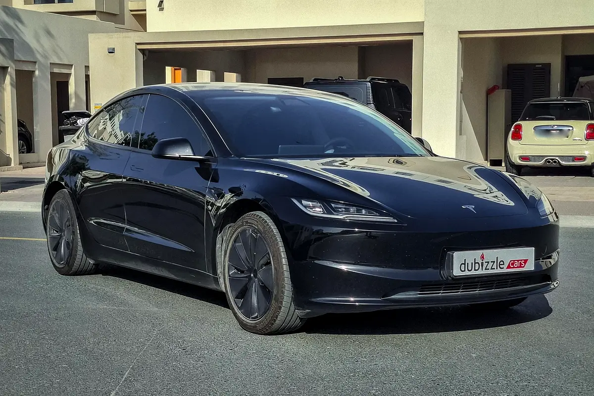 Tesla Model 3 2025 — photo 1 of 15