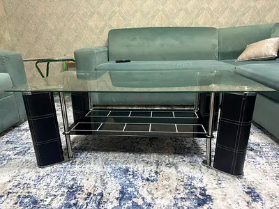 Stylish Glass Coffee Table with Modern Design