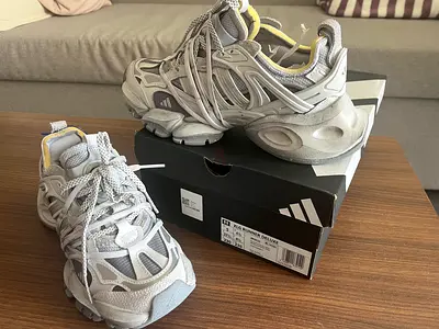 Adidas XLG Runner Deluxe