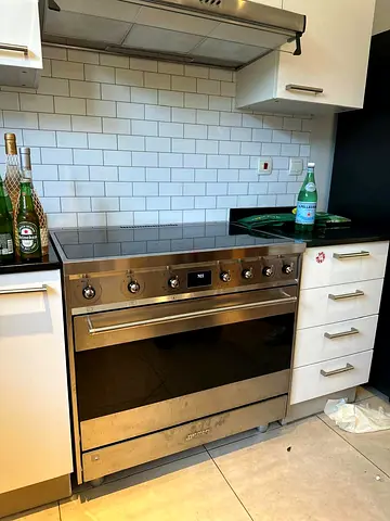 Selling SMEG Induction Cooker 90 x 60 cm