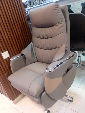 Comfortable Executive Chair in Grey