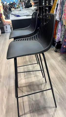 2 Black High Chair / Bar Stool Modern design