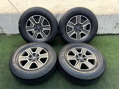 Original Ford F150 18” rims with Kumho tire