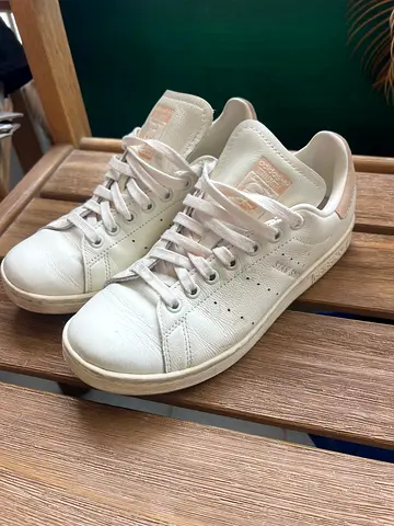 Stylish White adidas Sneakers for Sale