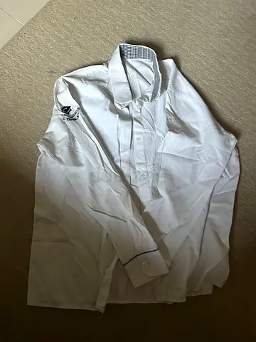 Girls school uniform. DNS.