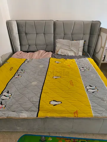 King size bed for sale