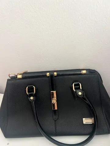 Stylish Black Handbag