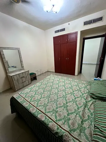 Big Room Available  for Couples and single Executives All in 2000 Aed