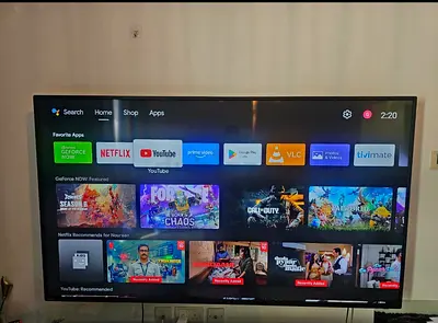 Smart LED TV with Streaming Apps