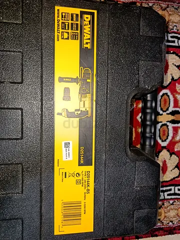 Dewalt D25314K 1-Inch Rotary Hammer Drill with Case