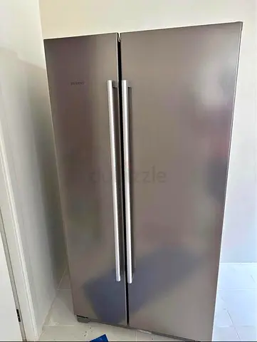 Siemens side by side door fridge freezer in excellent condition