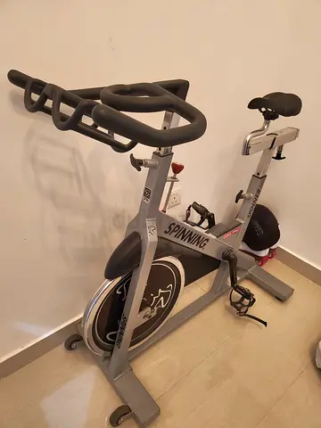Spinning Spin bike
