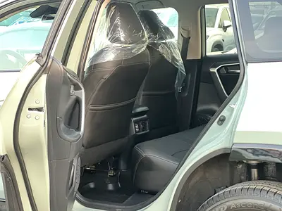 صورة 8 لـ 2021 Toyota RAV 4