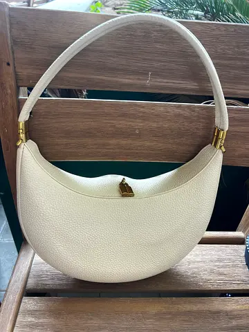 Elegant Cream Handbag