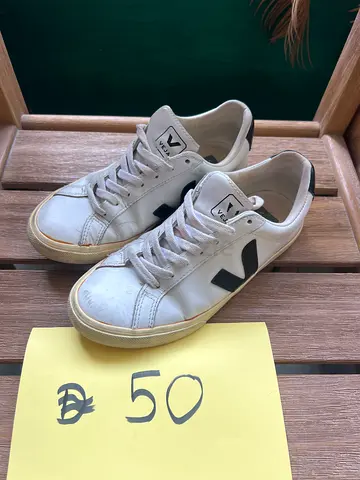 Stylish Veja Sneakers for Sale