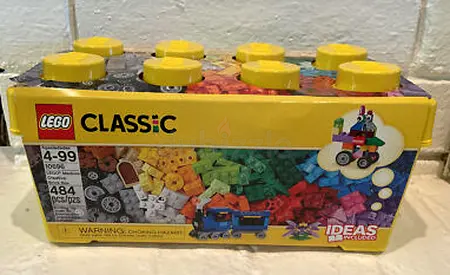 LEGO Classic Building Set + 1000 Pieces