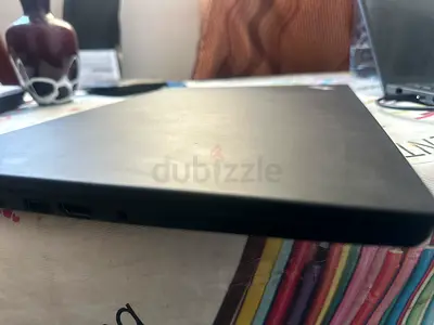 Lenovo ThinkPad Laptop T14 Sleek design