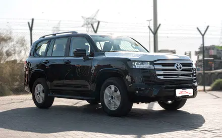 Toyota Land Cruiser GXR 3.5L petrol 2026 with sunroof and 360 camera