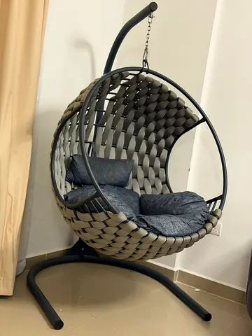Luxury Hanging Swing Chair – Cozy Egg Chair with Cushions | Premium Look