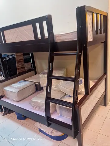Sturdy Bunk Bed with Mattresses
