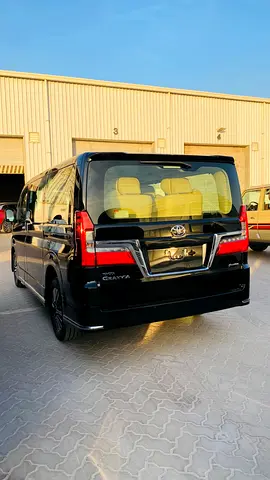 صورة 3 لـ 2026 Toyota GRANVIA