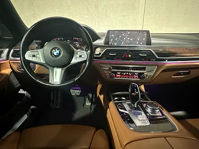 BMW 7 Series 730Li, миниатюра 8