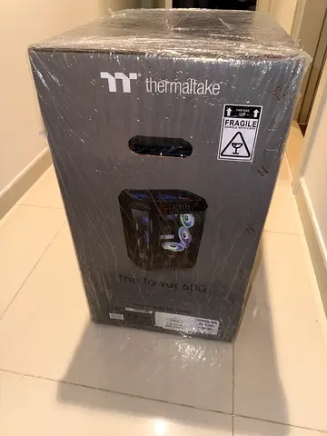 Brand New Sealed Thermaltake Tower 600 Mid-Tower Case