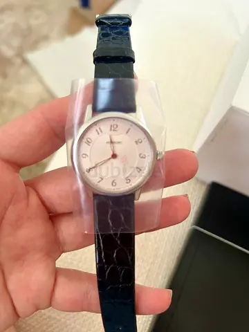 Elegant Womens Watch with Leather Strap