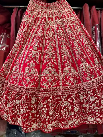 Hand Embroidered Lehnga Choli Bridal Wear Dresses with Zari Work