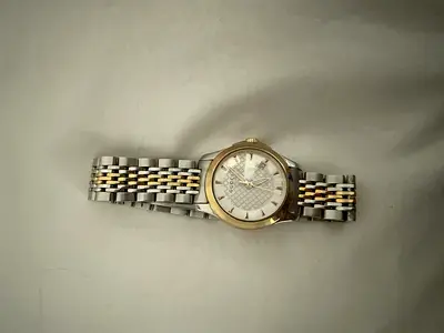 Elegant Gold and Silver Wristwatch